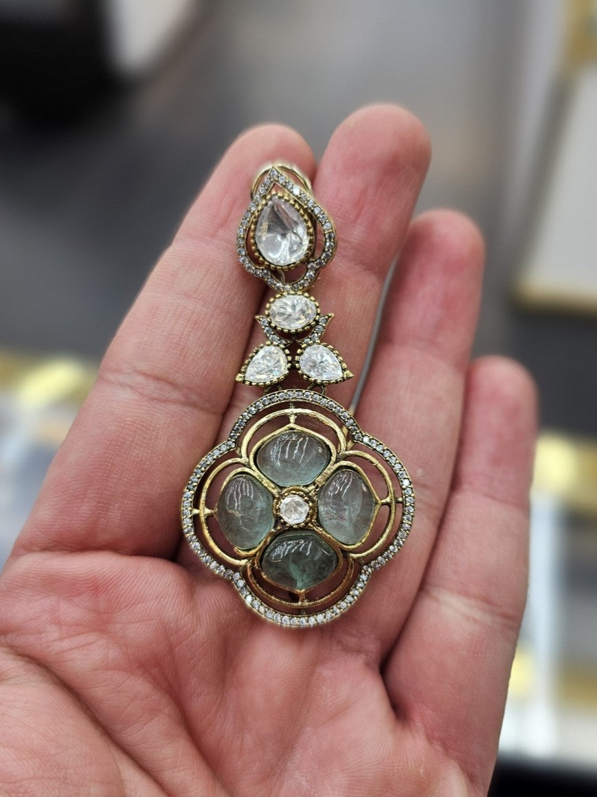 Aryaaaaaa Moissanite Earrings